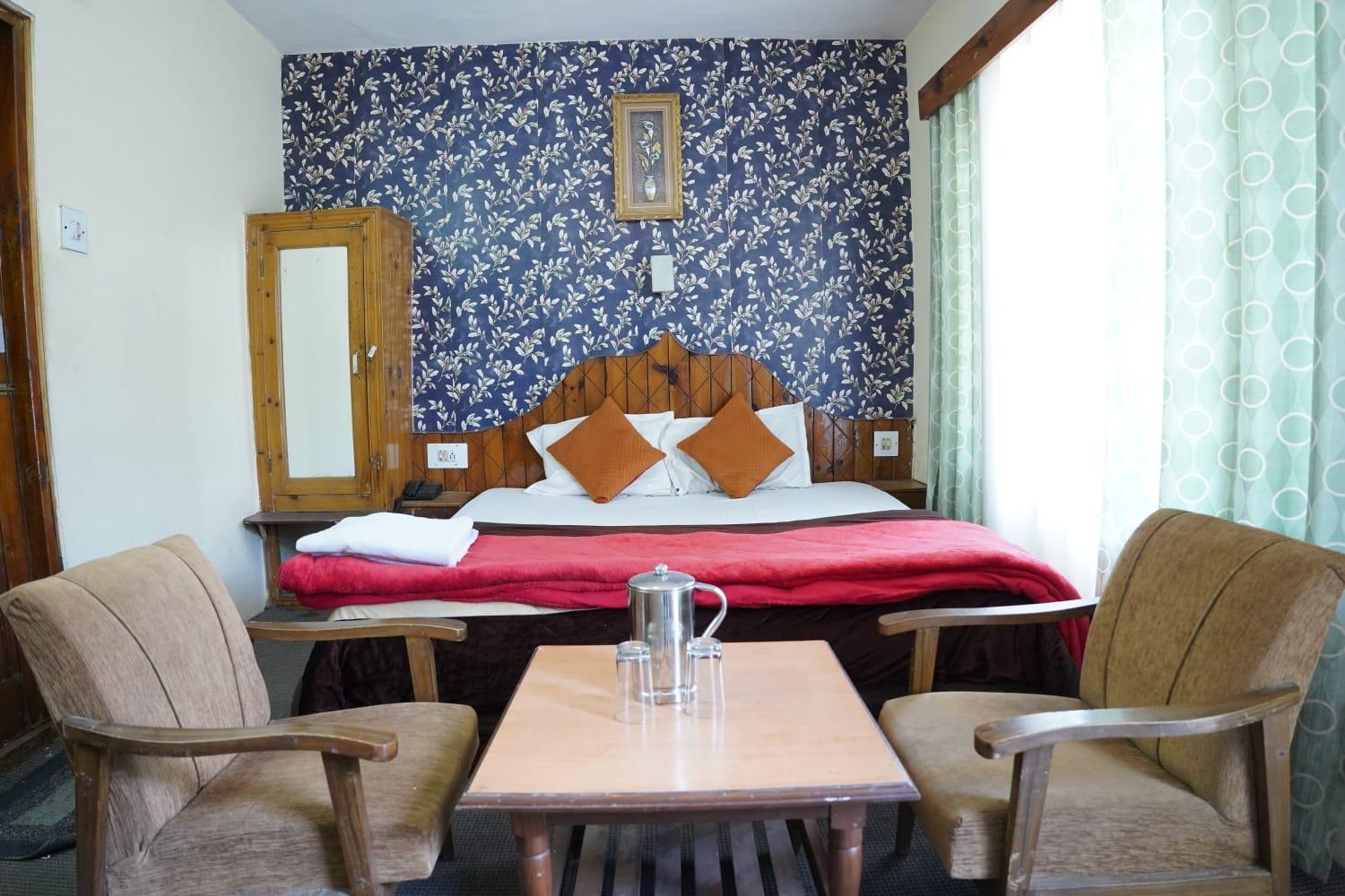 Hotel Prince - Manali (Himachal Pradesh) — Photos 1